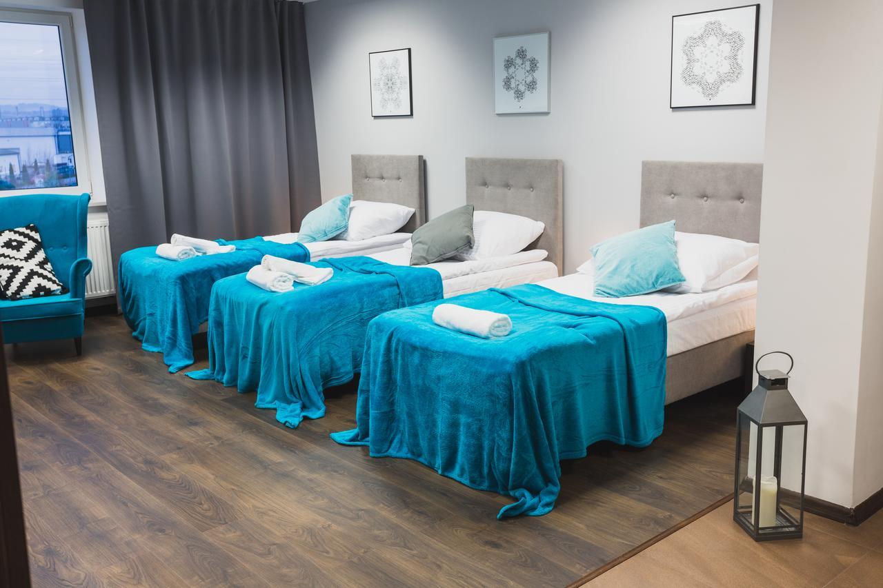 Czarno Na Bialym Otel Krasków Dış mekan fotoğraf