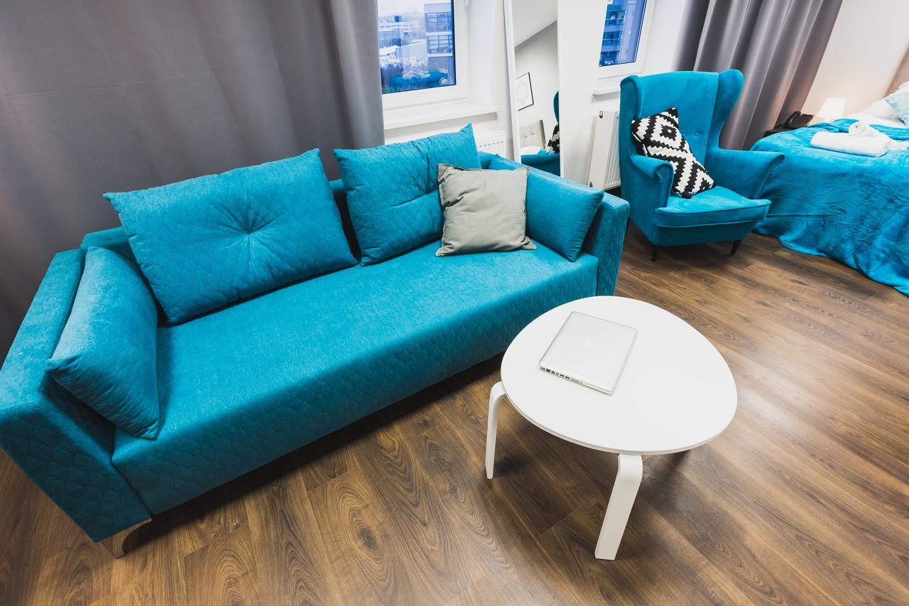 Czarno Na Bialym Otel Krasków Dış mekan fotoğraf