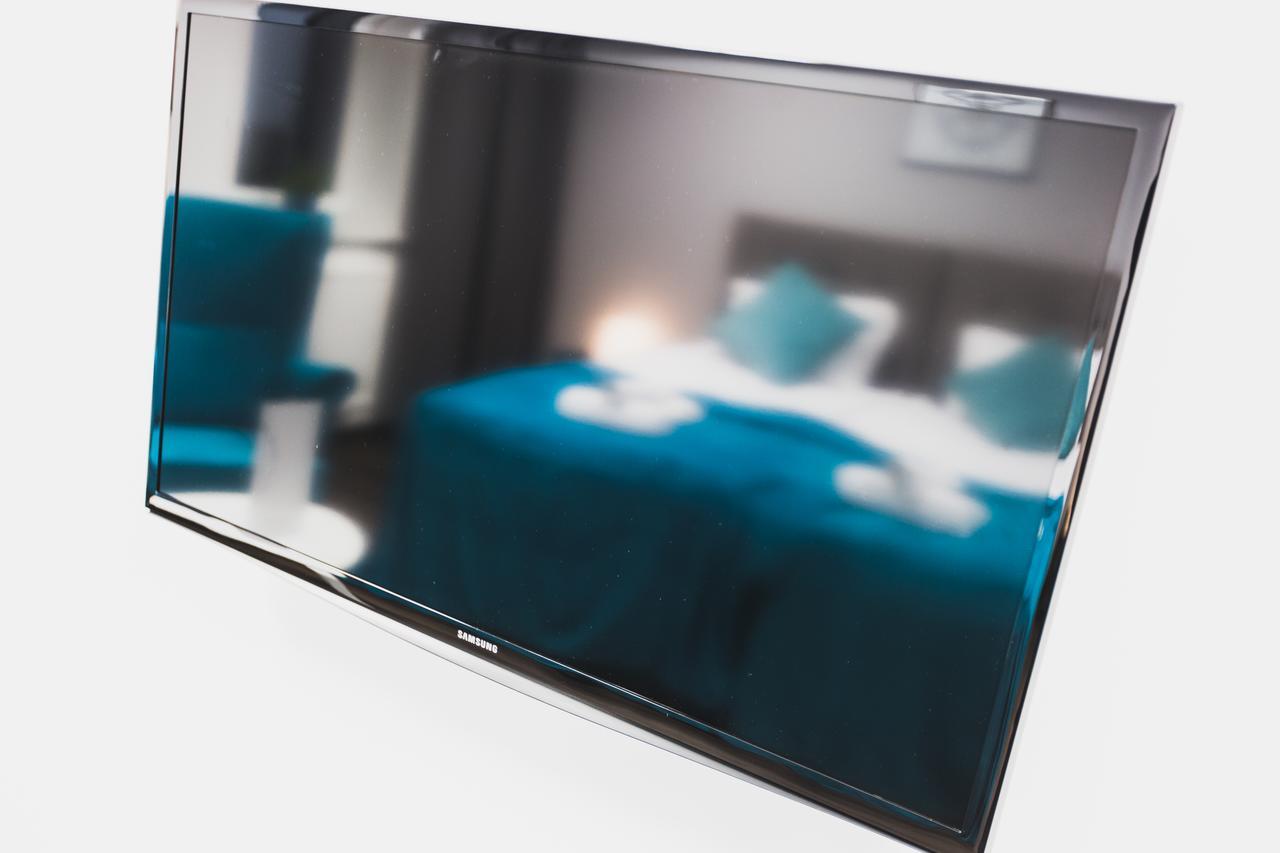 Czarno Na Bialym Otel Krasków Dış mekan fotoğraf